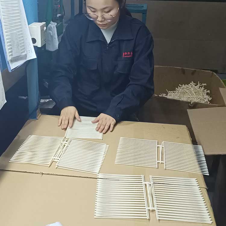 新冠病毒檢測棒模具注（zhù）塑,加（jiā）工